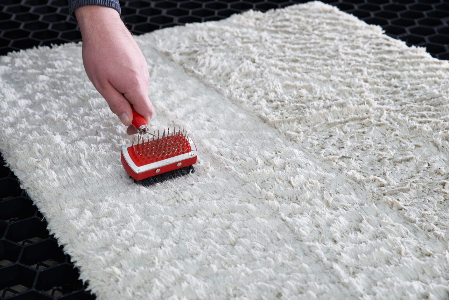 why-your-rug-collects-so-much-dirt-1536x1025.jpg