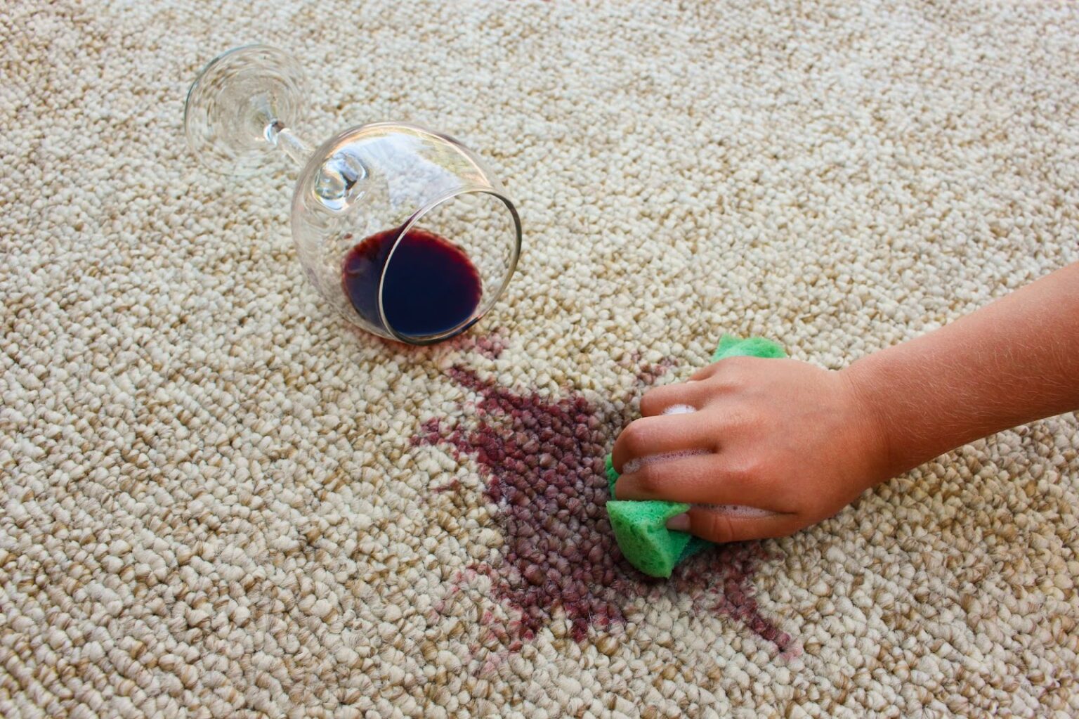 simple-diy-tips-to-keep-your-rugs-fresh-1536x1023.jpg